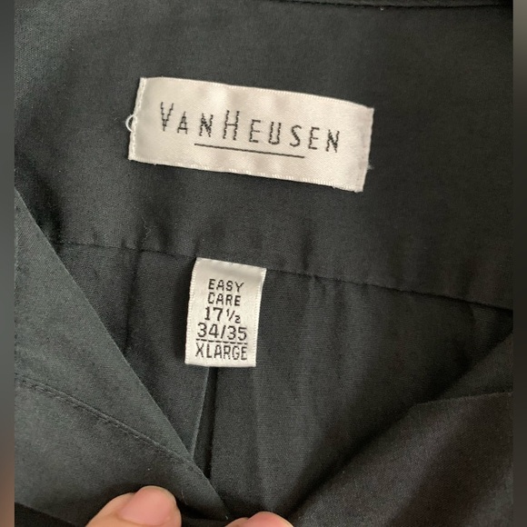 VanHeusen black poplin button up dress shirt size XL -17.5 - Picture 2 of 6